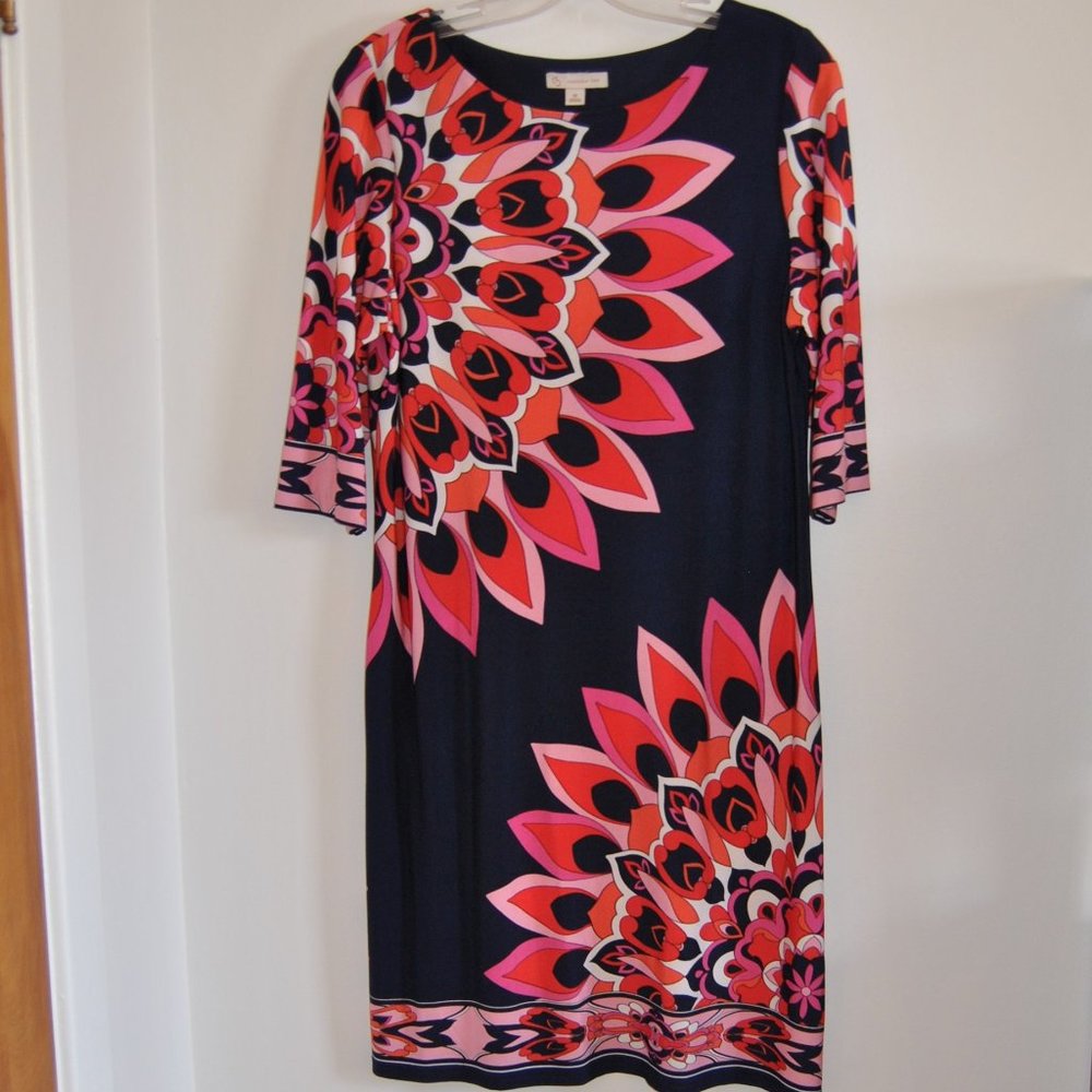 CB established 1962 Dress